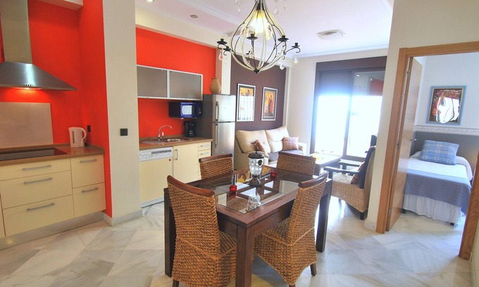 Alameda Apartment | Sc13. 2dorm. Apartment With Terrace/Wifi/Air Conditioning/Kitchen in Historic Center