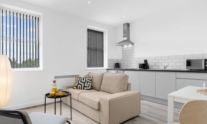 Balsall Common Apartment | SCA- Arden Apartment 7 Twin Bedroom Free Parking