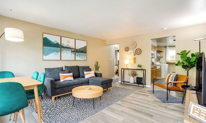 Old Ballard Condo | Scandi Boho Seattle Apartment, Walk to Waterfront!
