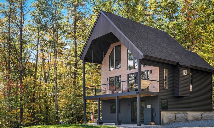 Campton Cabin | Scandi Cabin Mountain Views Pools Family Friendly