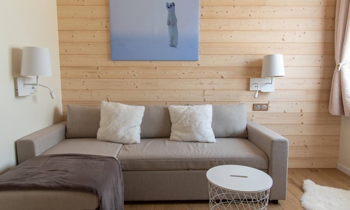 Les Fourgs Apartment | SCANDINAVE .