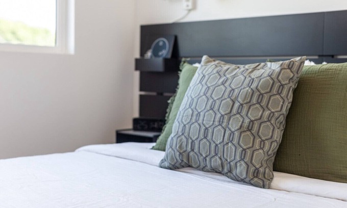 North Hollywood Apartment | Scandinavian-Style 1BR Apartment BUILT 2024 (p83)