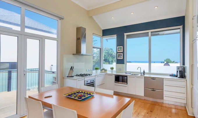 Scarborough Villa | Scarborough Seaview on Brighton
