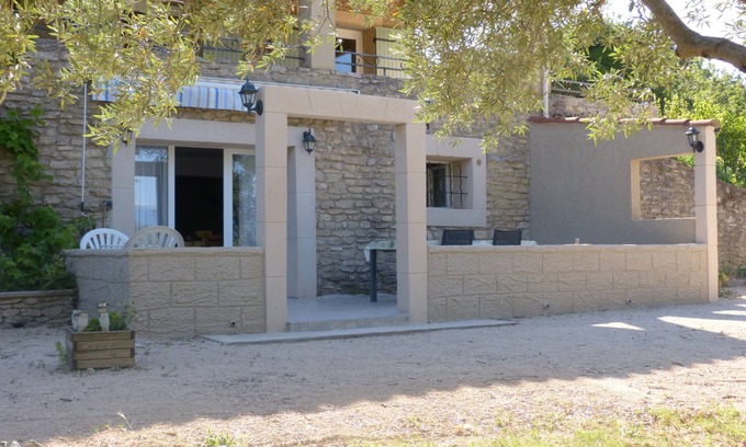 La Roque-sur-Pernes Cottage | Scenery and tranquility guaranteed facing Mont Ventoux