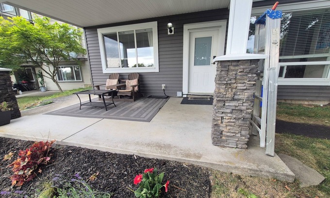 McMillan Apartment | Scenic 2 bedroom walkout suite with hot-tub and outdoor pool, across from Park.