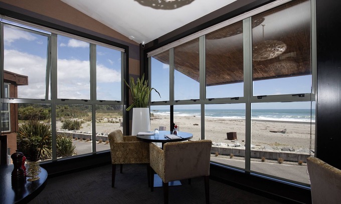Punakaiki Hotel | Scenic Hotel Punakaiki