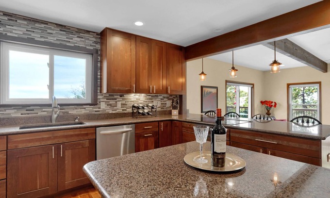Northwest Colorado Springs House | Scenic Mountain Views/Corporate Rental/30 day minimum