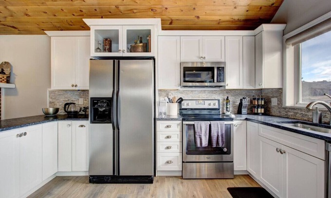 Boise House | Scenic Nest in the Wilderness