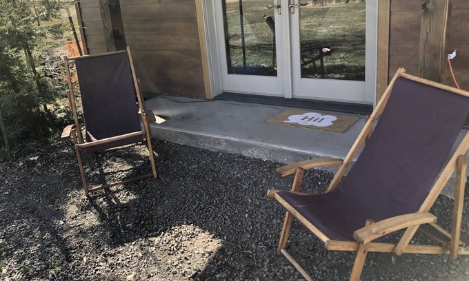 Maupin Cottage | Scenic One Bedroom Cottage
