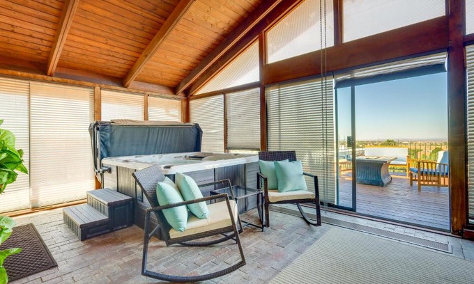 Santa Fe House | Scenic Santa Fe Vacation Rental with Views and Hot Tub