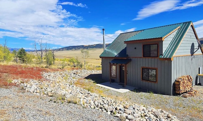 Fairplay House | Scenic Serenity: Fairplay Cabin Escape