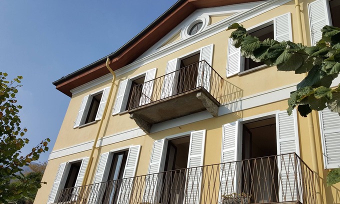 Gonte Villa | Scenic villa overlooking Lake Maggiore