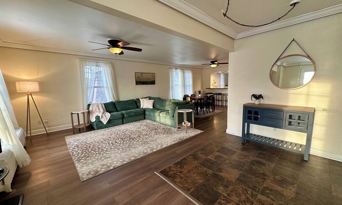 Ecorse Apartment | Scenic Waterfront Unit With Free Parking For Boats And Vehicles.