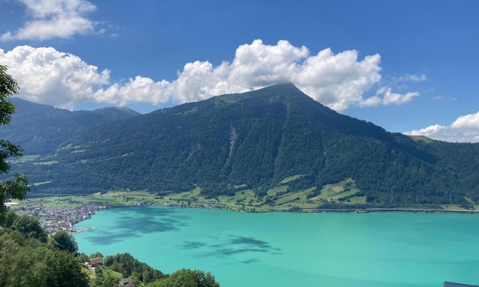 Arth Apartment | Schöne Ferienwohnung mit Aussicht auf den Zugersee