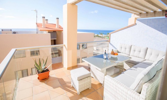 Esquinzo Apartment | Schönes Apartment mit Meerblick