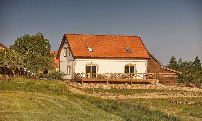 Dzwierzuty House | Schönes Ferienlandhaus mit Großem Garten Direkt am Wasser
