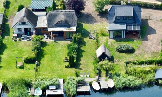 Seedorf House | Schaal Lake Paradise