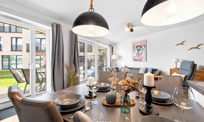 Kappeln Apartment | Schleiquartier - Hafenblick, Terrasse, Strandkorb, Aufzug, Dusche, Tiefgarage