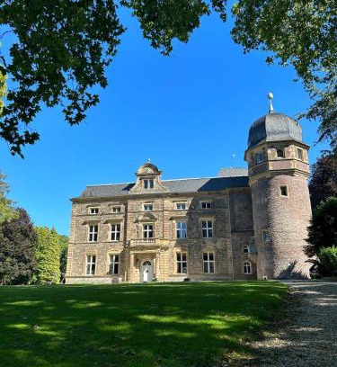 Uebach-Palenberg Apartment | Schloss Rimburg - Adventures & Residences