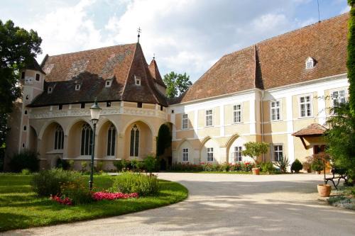Schrattenthal House | Schloss Schrattenthal
