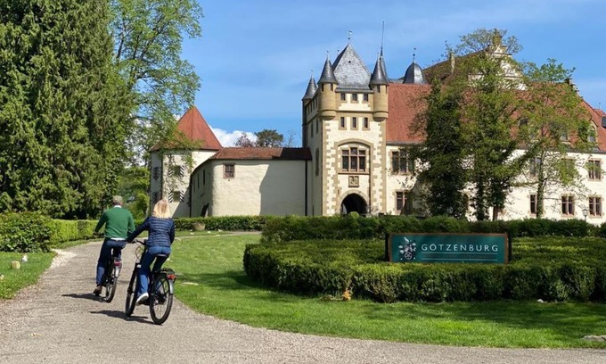 Jagsthausen Hotel | Schlosshotel Götzenburg