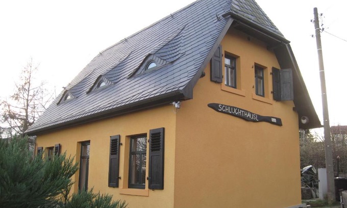 Lunzenau House | Schluchthäusl