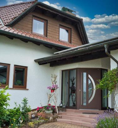 Eppelborn Apartment | Schmidt`s Eppelborner Ferienwohnung