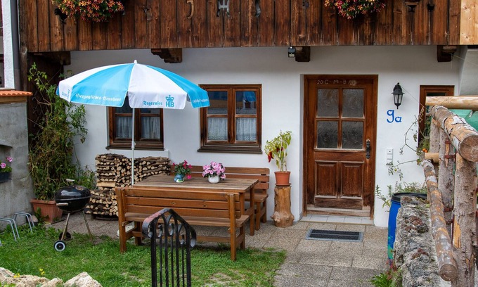 Warngau Apartment | Schmidtler's Nest, at the gateway to the Tegernsee Valley