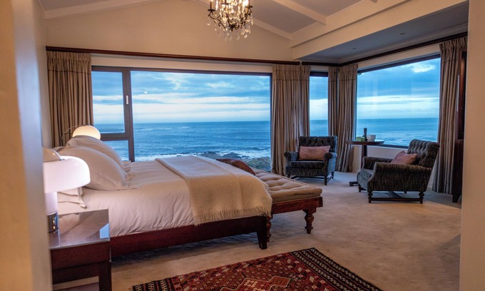 Sandbaai House | Schulphoek House