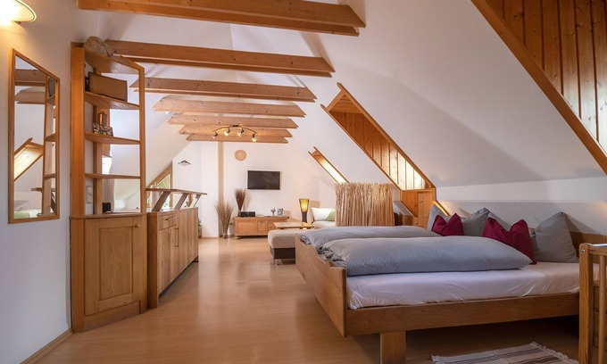 Graefenberg Apartment | Schwalbennest - Genusshof Pingold