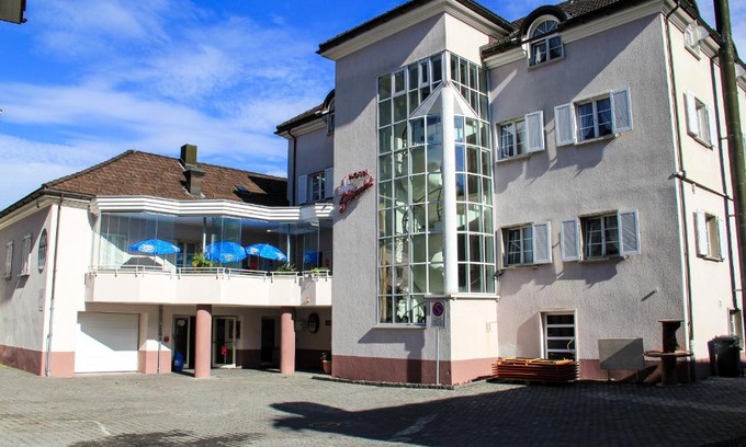 Pfaefers Dorf Hotel | Schweizerhof