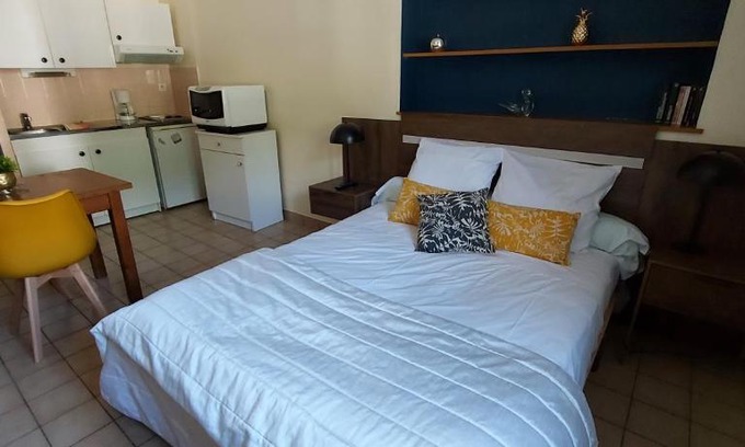 Chaudes-Aigues Apartment | Sci du gravier