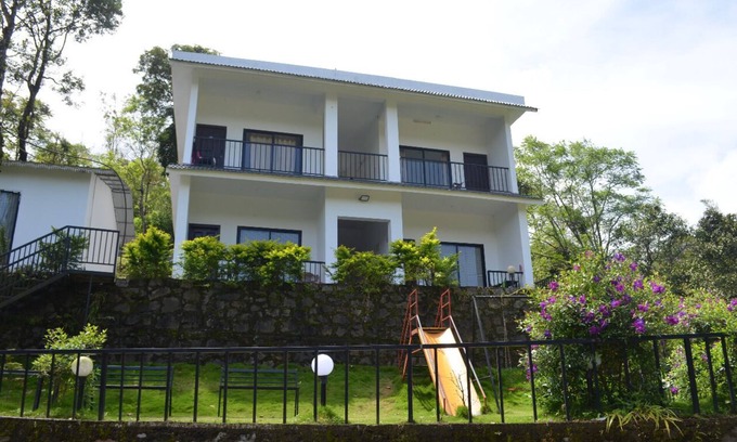 Vagamon Resort | Scotland of Kerala better than munnar and Thekkady It's tea estate gate vagamon