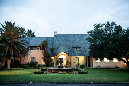 Lichtenburg House | Scott's Manor Guesthouse Function and Conference Venue