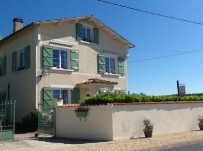 Gondeville House | Scott vacances chambres d'hotes Gondeville
