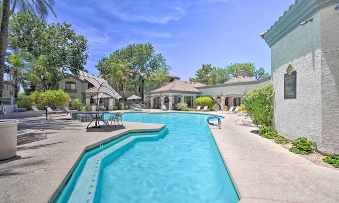 North Scottsdale Condo | Scottsdale Resort Condo w/Pool & At-Home Comforts