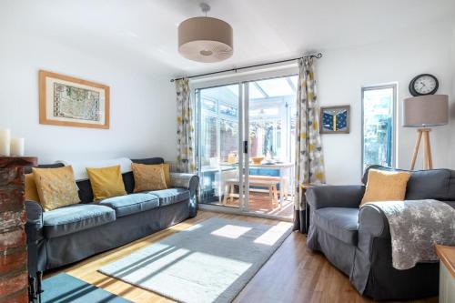 Martlesham Heath House | Scribblers Cottage