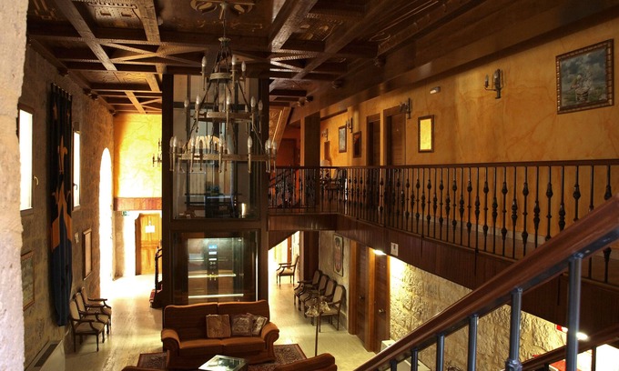 Sasamon Hotel | Señorio de Olmillos