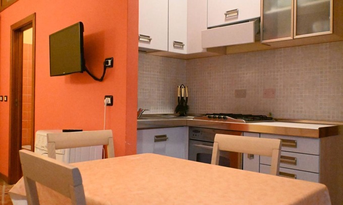 Maiolati Spontini Apartment | SE137 – Senigallia, ground floor studio in excellent location