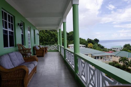 Castle Comfort House | Sea and Summit Villa