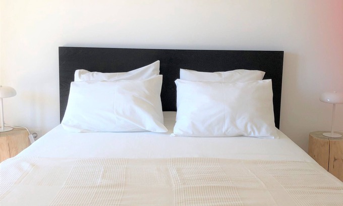 Ferrel Apartment | Sea Avenue House (center Baleal - Surfboard included)