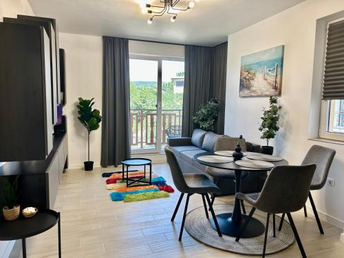 Saints Constantine and Helena Apartment | Sea Escape