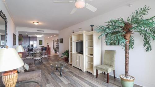 Biloxi House | Sea Breeze 302 Deluxe