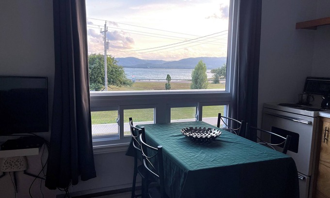 Ingonish Hotel | Sea Breeze Cottages And Motel