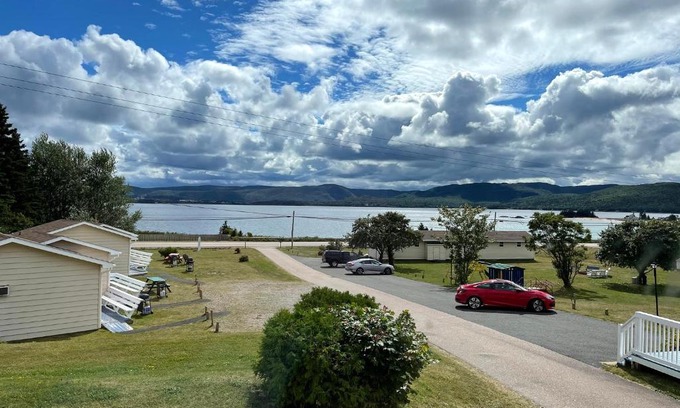 Ingonish Ski Chalet | Sea Breeze Cottages