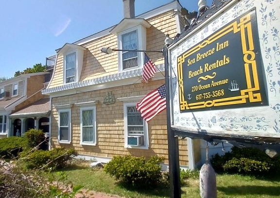 Hyannis Hotel | Sea Breeze Inn beach rentals