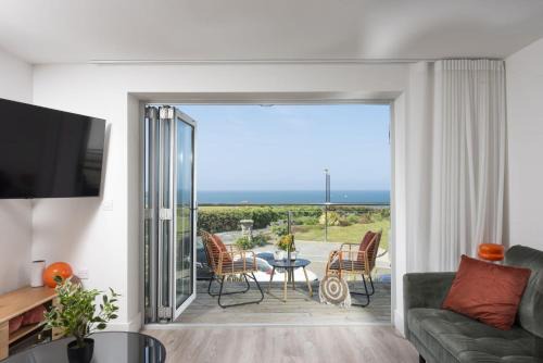 Lusty Glaze House | Sea Breeze, Newquay