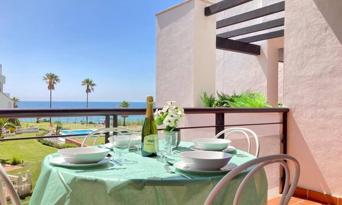 Casares del Mar Apartment | Sea Breeze Retreat - Golf Getaway