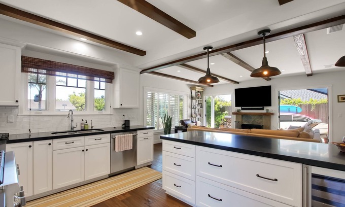 East Mesa House | Sea Breezes in Sunny Santa Barbara