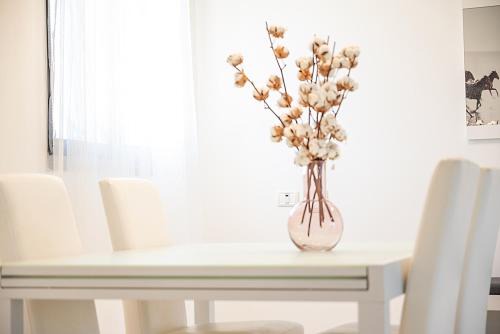 Hadera Apartment | SEA & BUY